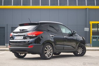 Hyundai ix35 2.0 CRDi VGT Premium 4x4 A/T - 6