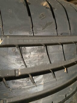 225/40r19 goodyear f1 - 6
