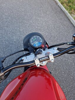 Suzuki GSF600 Bandit 1999 - 6