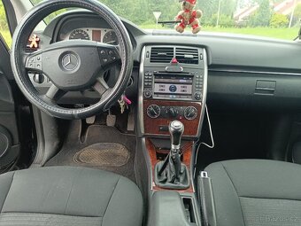 Mercedes Benz B 150 - 6