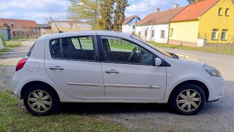 Renault Clio 1.5 DCi - 6