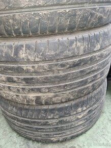 Prodám letní pneumatiky 235/40R18 - 6