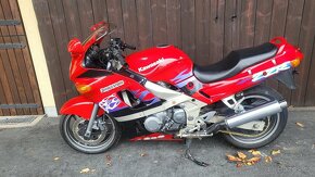 Kawasaki ZZR 600 - 6