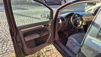 Volkswagen touran highline 2.0 tdi DSG 125kw 2006 - 6