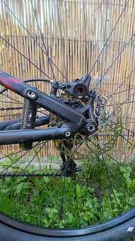 Specialized Epic Comp 29 Black/red/charcoal, vel. L - 6