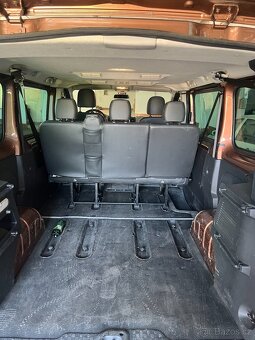 RENAULT TRAFIC - 6