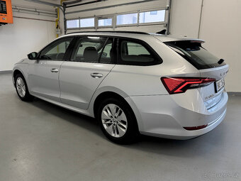 Škoda octavia IV combi 2,0 TDI 85kW rv.3/2023 čr. 1 majitel - 6