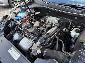 VW Golf VI 1.2TSI combi Highline (Navi/senzory/alu) - 6