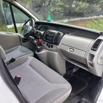 OPEL VIVARO 2.0CDTI LONG BUS 9 MÍST R.V.2007 - 6