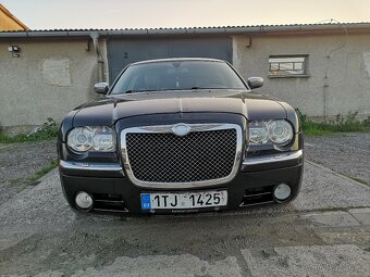 Prodám Chrysler 300C - 6
