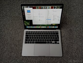 Macbook M1 chip 8 GB LPDDRx 256GB SSD v top stavu - 6