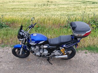 Yamaha XJR 1300 - 6