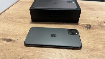 Apple iPhone 11 Pro Max 256GB, příslušenství, 4990Kč - 6