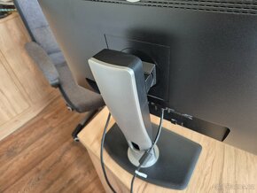 Dell UltraSharp U2412M 24" - 6