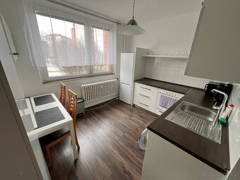 PRONÁJEM BYTU 1+1 v Otrokovicích - 6