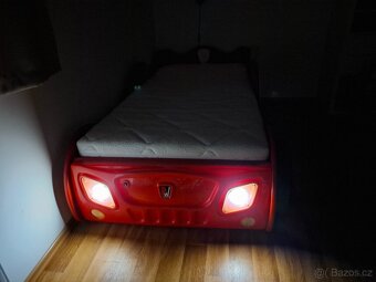 Dětská auto postel s roštem a matrací - 6