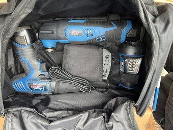 Sada šroubovaku, světla a oscilace - 6