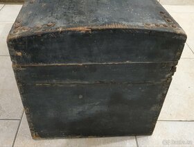 RU starý dřevěný vojenský kufr - 6