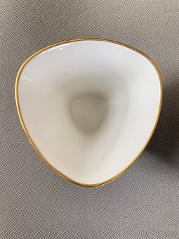 Starožitná tvarovaná váza 12.5 cm, Weimar - 6