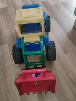 Traktor na pískoviště - 6