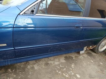 BMW E39 přední blatníky ,dveře topas BLAU - 6