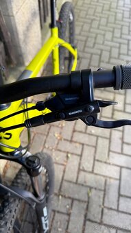 MTB kolo značky CTM rain 3.0 limetková matná - 6