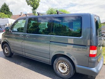 Volkswagen MULTIVAN T5 - 6