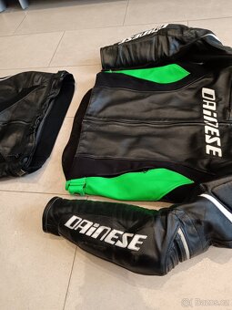 Dainese Racing-Pánská kožená moto kombinéza, dvoudílná - 6