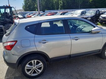Nissan Qashqai 1,5 DCi - 6