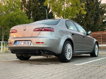 Alfa Romeo 159 - 6