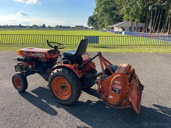 Malotraktor Kubota B5100 s originál kultivátorem - 6