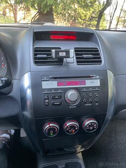 Suzuki SX4, 1.6 benzín - 6