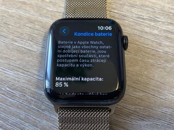 Apple Watch Series 4 44mm grafitová ocel ZÁRUKA - 6