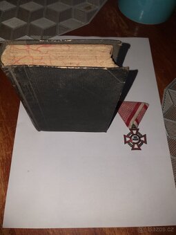 ZÁSLUŽNÝ KŘÍŽ A ŘÁD RU - 6