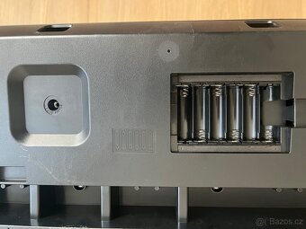 Klávesy Yamaha PSR-E373 - 6