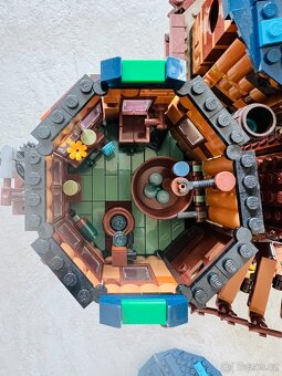 Prodám Lego Ideas Dům na stromě - 6