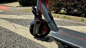 Elektrokoloběžka Segway F3 Pro E - 6