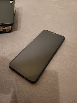 Samsung Galaxy A70 A705F Dual SIM + dámské 7 ks kryty - 6