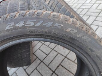 Zimni pneu Pirelli Sottozro 245/45/18 - 6