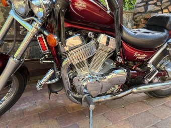 Suzuki Intruder VS 1400 - 6
