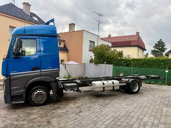 MB ACTROS 1840 NOSIČ VÝMĚNÝCH NASTAVEB RETARDER ČR SERVISKA - 6