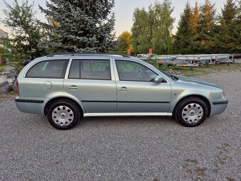 Škoda Octavia Combi 1.6i 75kW TOUR Ambiente - 6