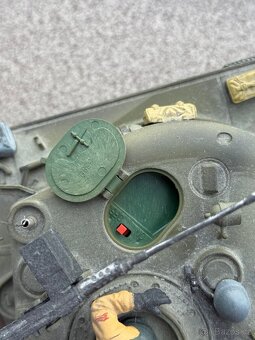 RC tank Sherman - 6