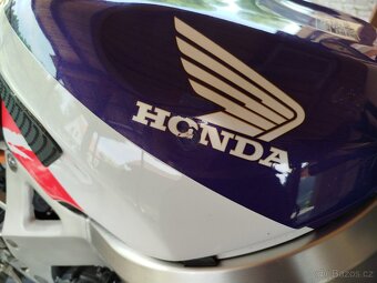 Honda CBR 900rr sc28 rv 93 - 6