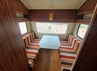 Karavan Wilk - 6