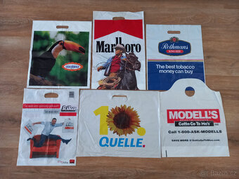 Prodám různé zachovalé igelitové tašky - i jednotlivě - 6