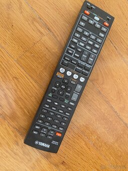 zesilovač YAMAHA RX-V671 - 6