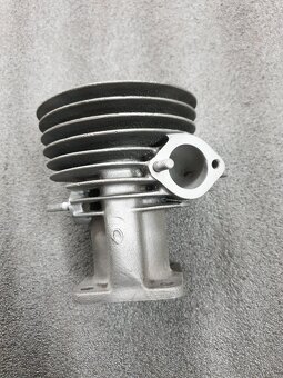 VÁLEC JAWA ROBOT - 6