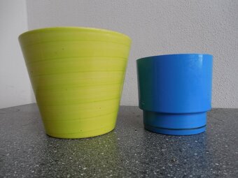 obaly na květiny  14 ks - různé velikosti, barvy a materiály - 6