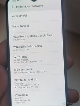 Samsung Galaxy A40 - 6